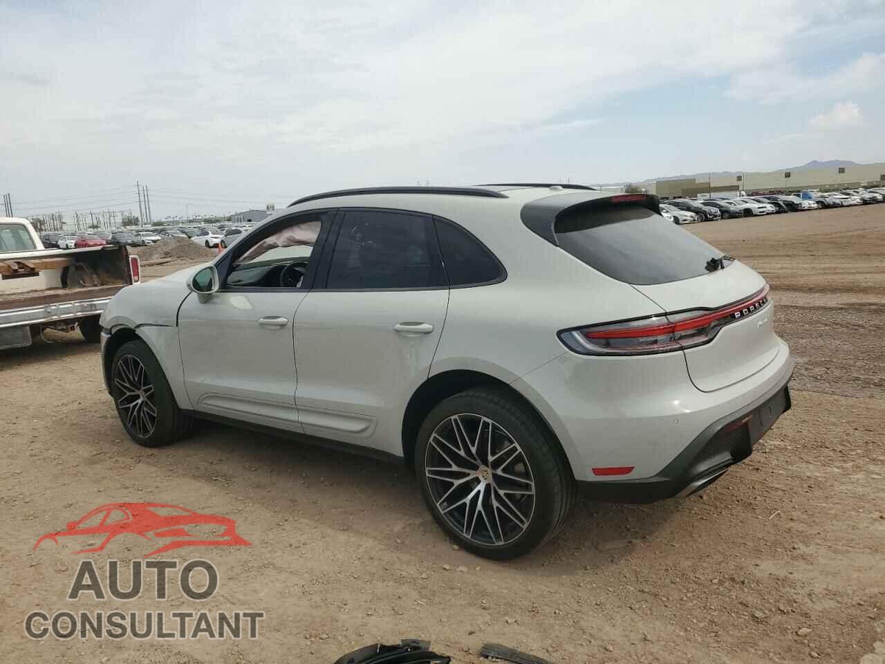 PORSCHE MACAN 2022 - WP1AA2A59NLB00349