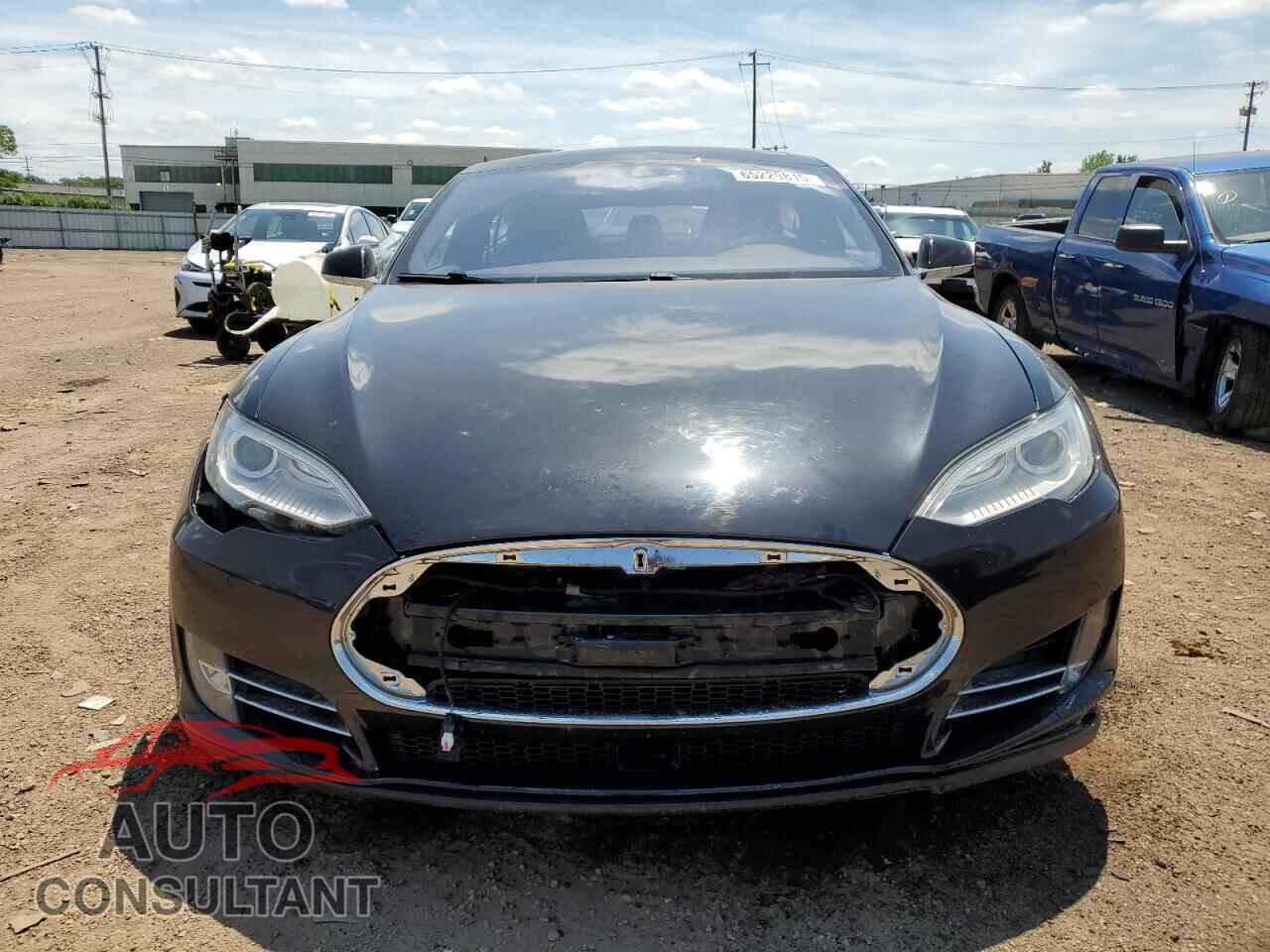 TESLA MODEL S 2015 - 5YJSA1S22FF091146