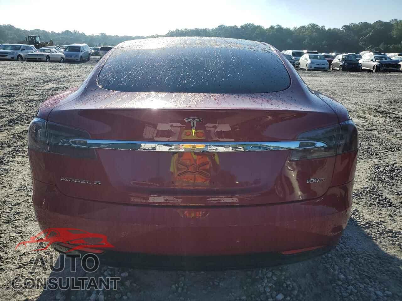 TESLA MODEL S 2018 - 5YJSA1E24JF258515
