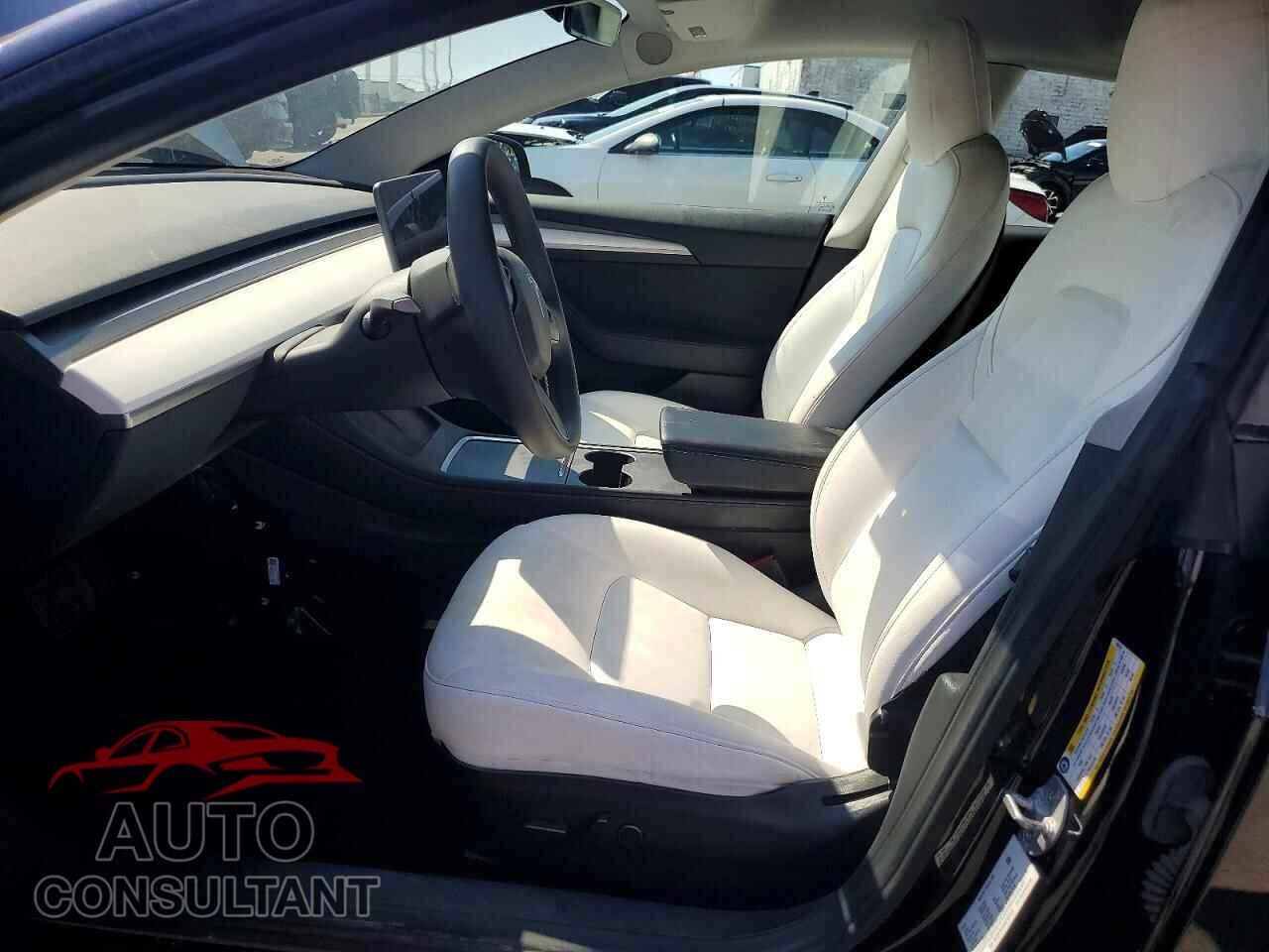 TESLA MODEL 3 2021 - 5YJ3E1EA4MF100101