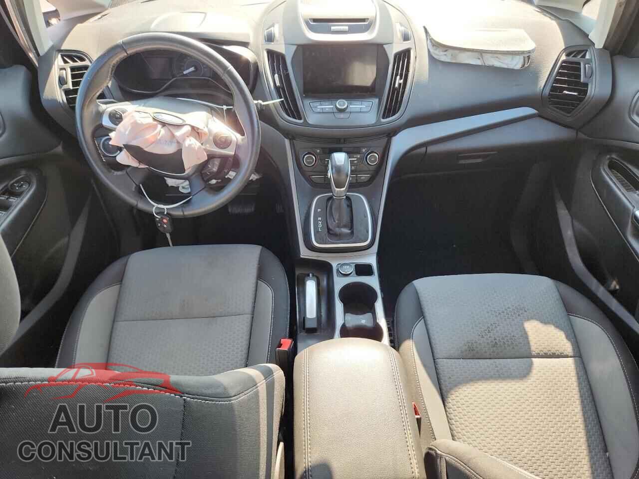 FORD CMAX 2017 - 1FADP5EU6HL103235