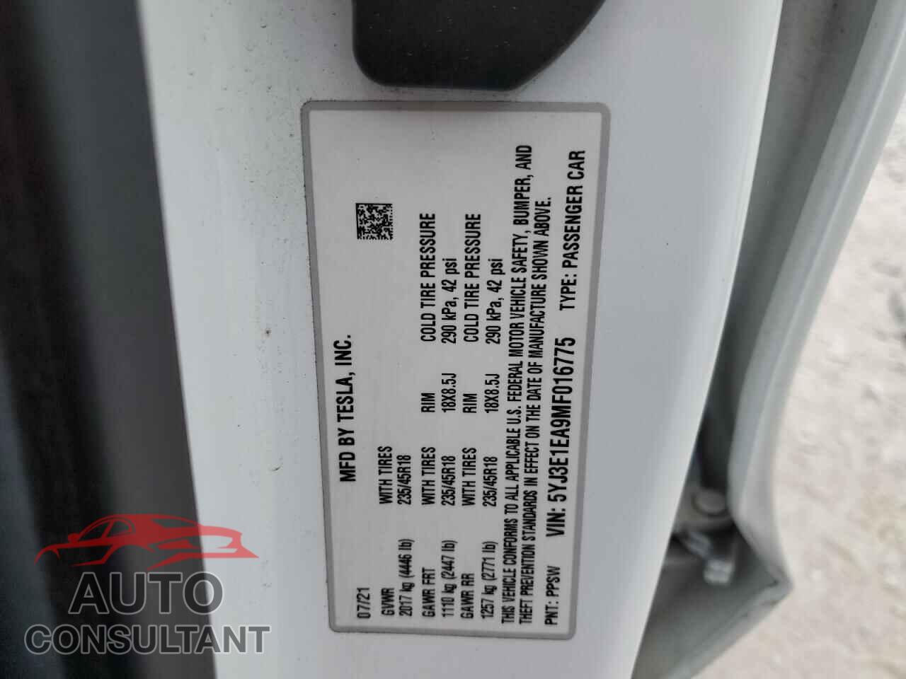 TESLA MODEL 3 2021 - 5YJ3E1EA9MF016775
