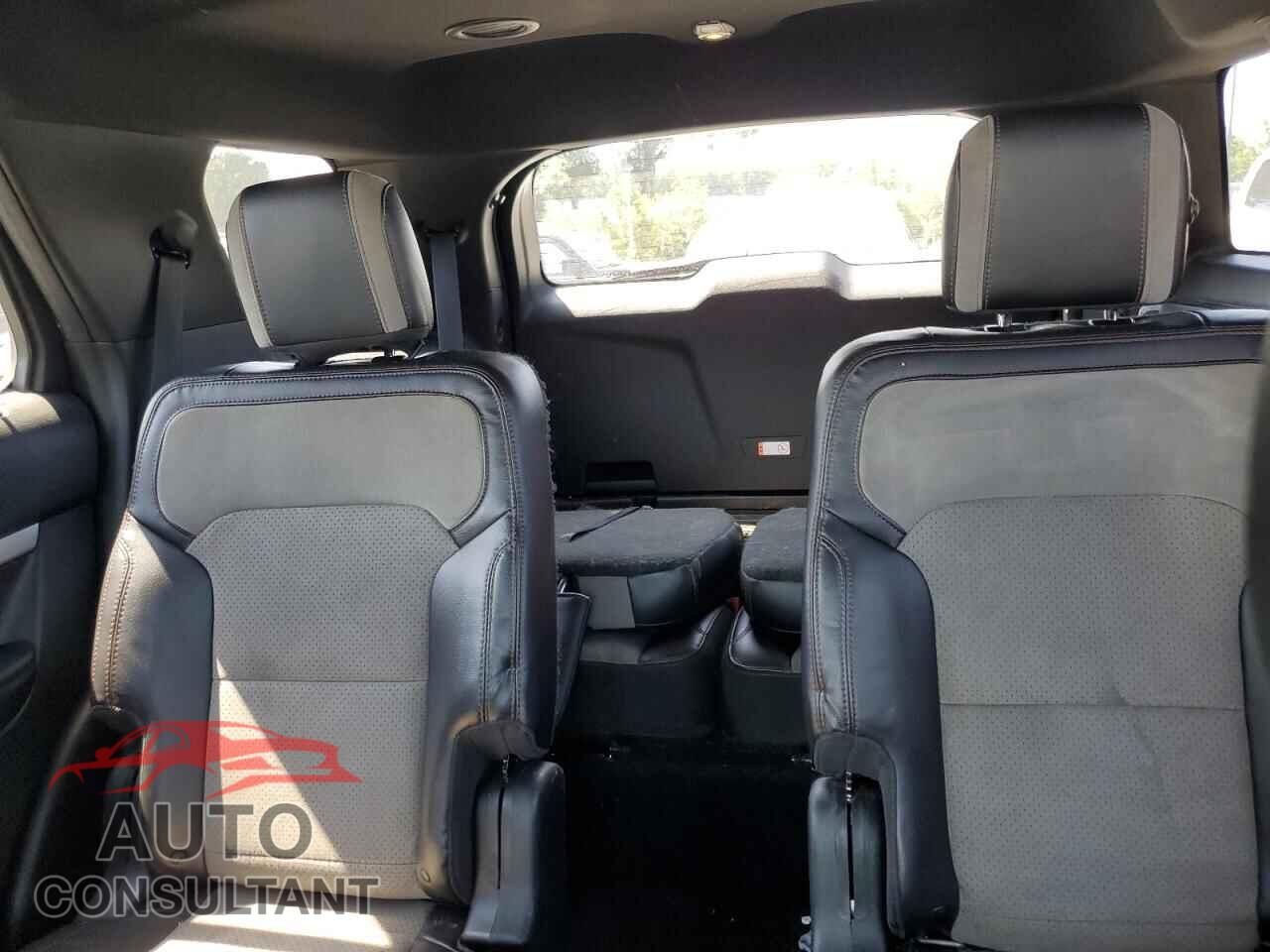 FORD EXPLORER 2017 - 1FM5K8D89HGD41300