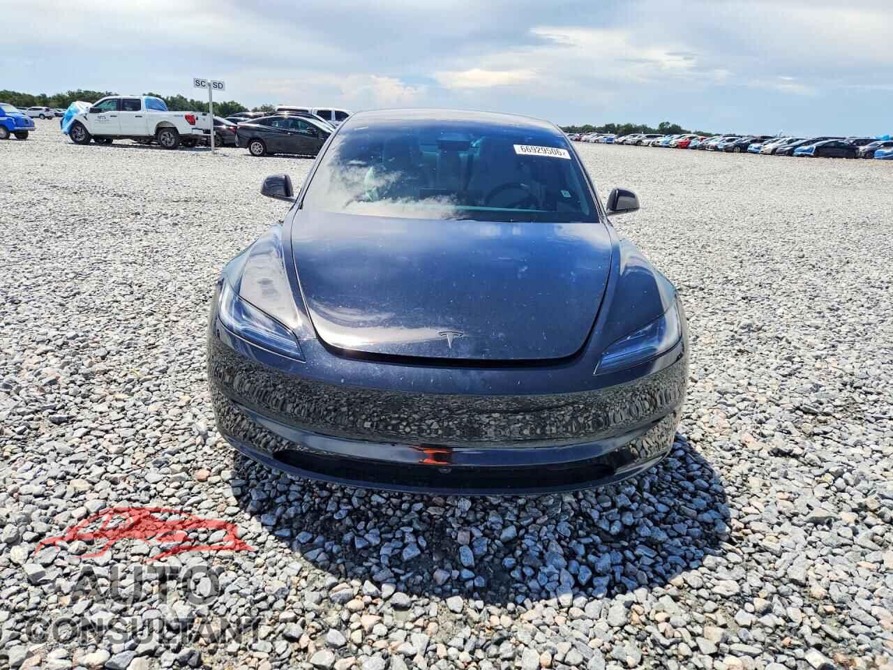 TESLA MODEL 3 2026 - 5YJ3E1EA3TF191280