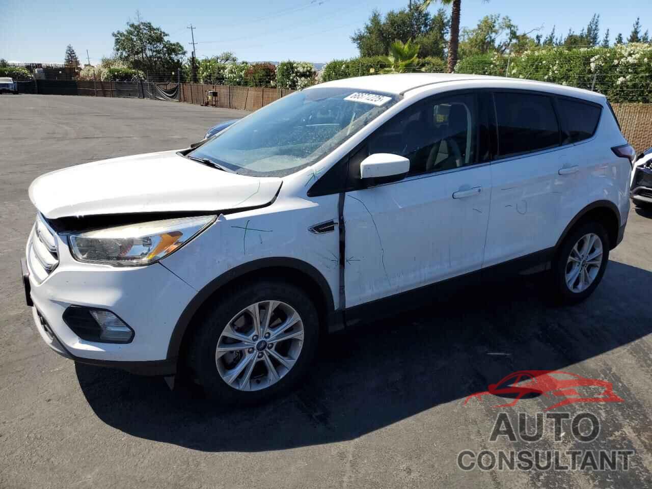 FORD ESCAPE 2017 - 1FMCU9GD8HUE49795