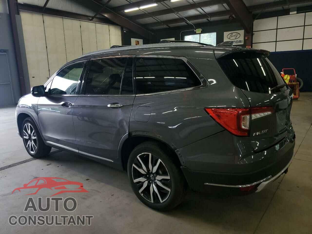 HONDA PILOT 2020 - 5FNYF6H01LB036312