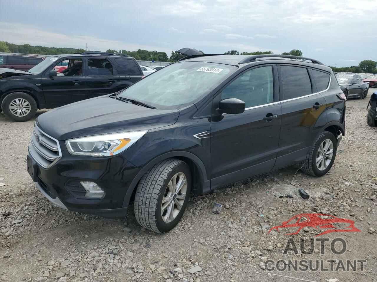 FORD ESCAPE 2017 - 1FMCU0GD2HUD51096