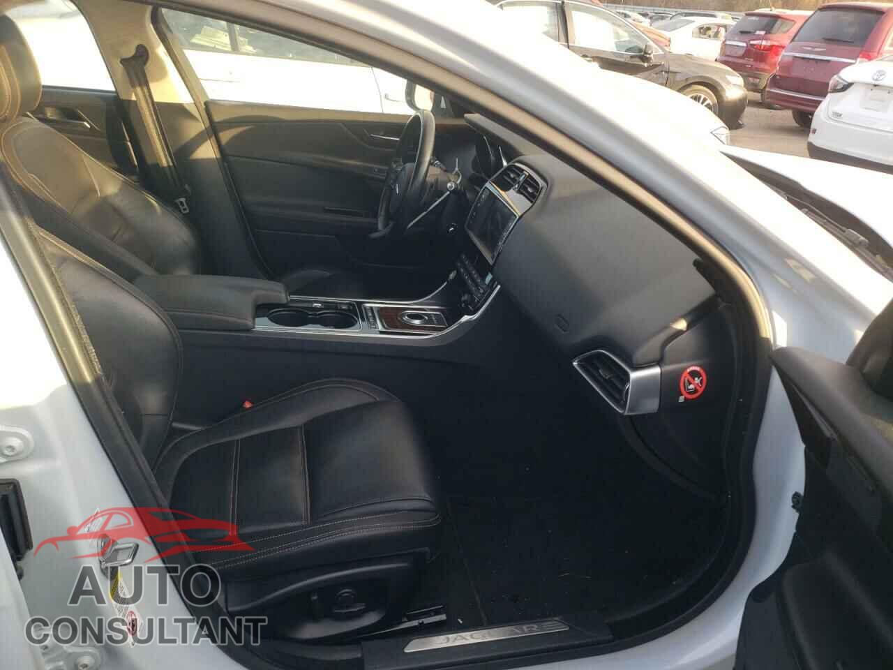 JAGUAR XE 2017 - SAJAK4BV7HA962365