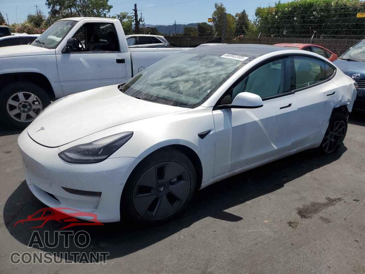 TESLA MODEL 3 2021 - 5YJ3E1EB2MF013371
