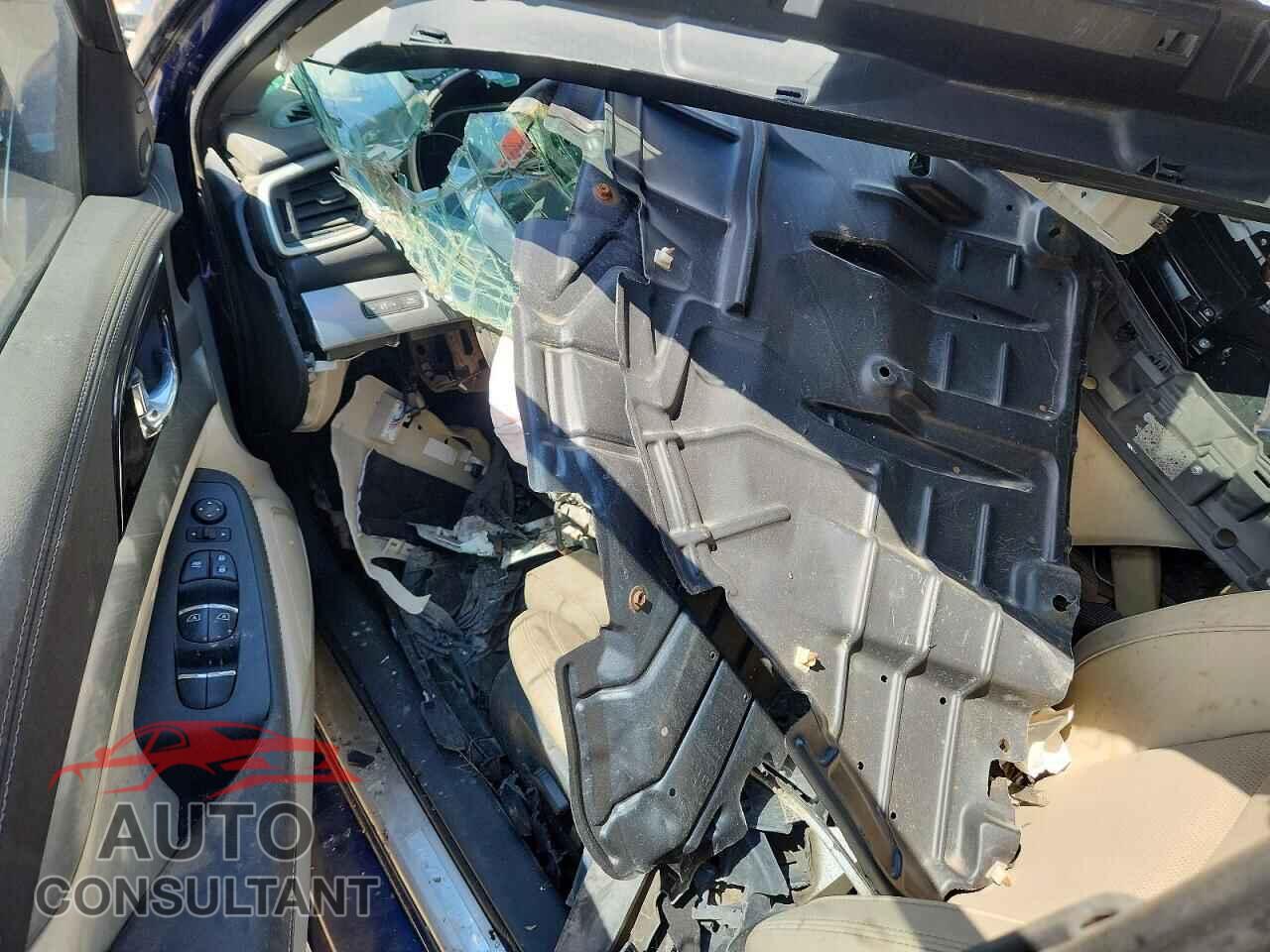 NISSAN MAXIMA 2017 - 1N4AA6APXHC427329