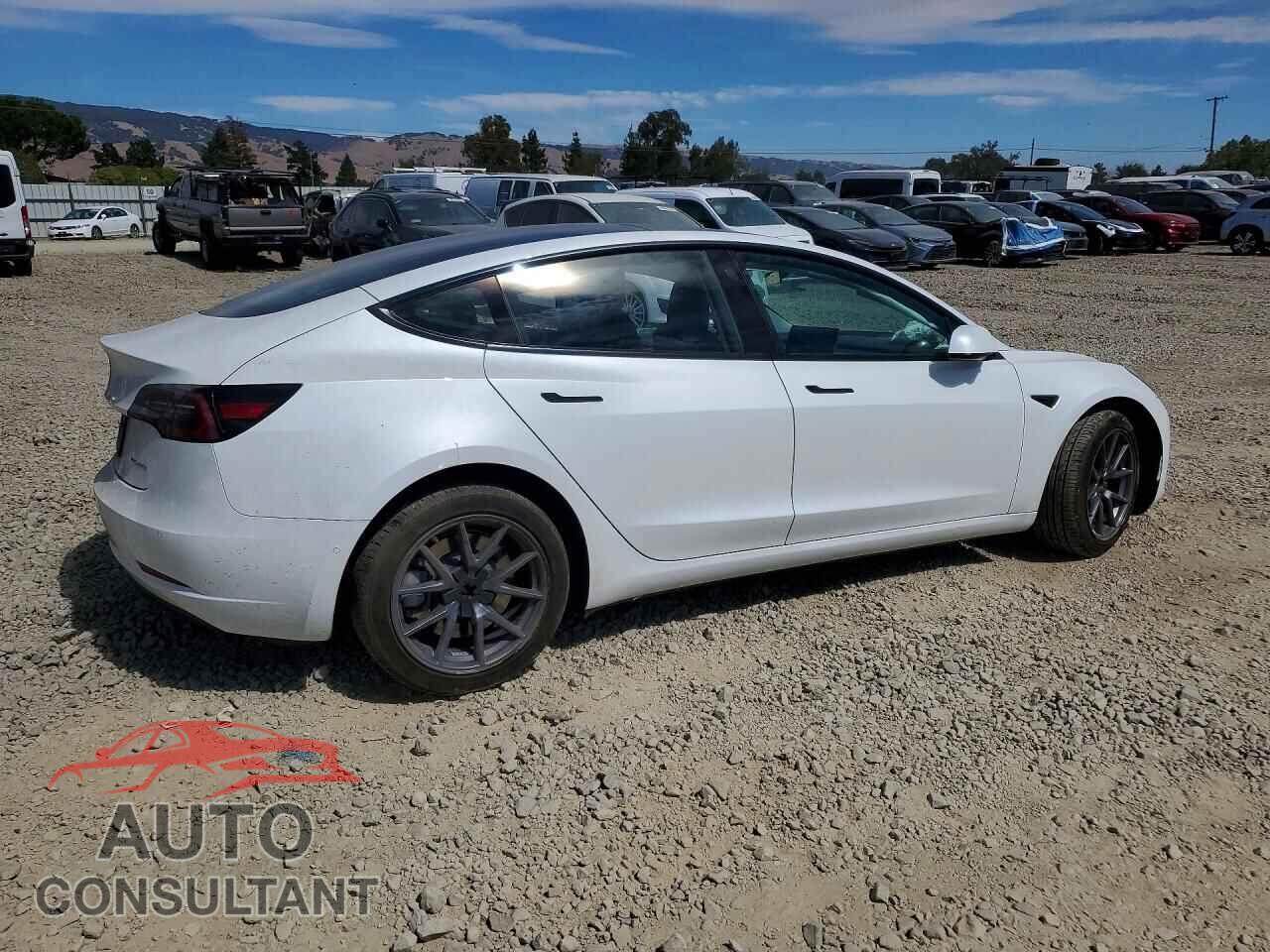 TESLA MODEL 3 2021 - 5YJ3E1EB5MF072656