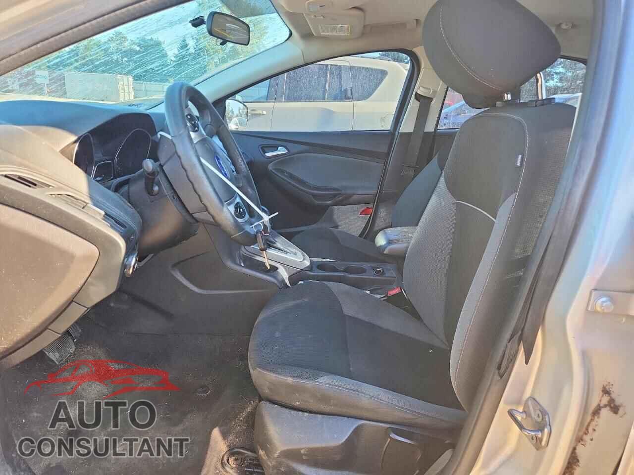 FORD FOCUS 2014 - 1FADP3F23EL458733