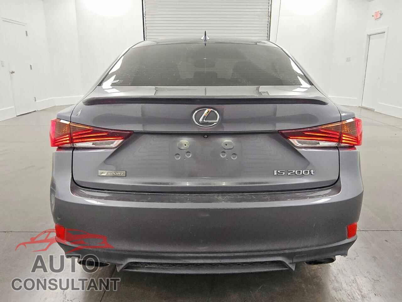 LEXUS IS 2017 - JTHBA1D23H5042053