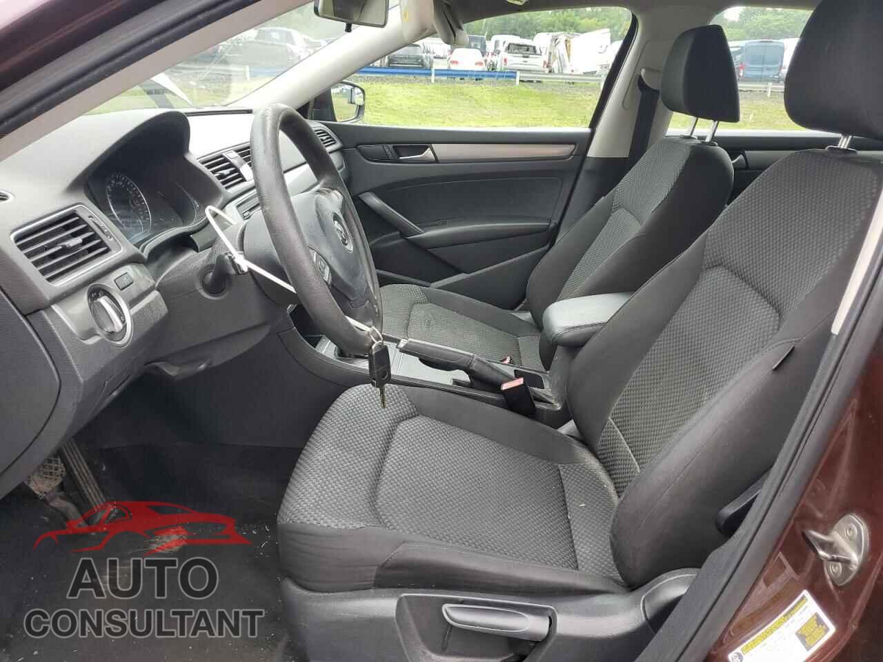 VOLKSWAGEN PASSAT 2014 - 1VWAP7A30EC007521