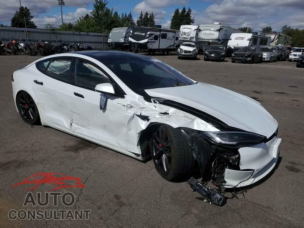 TESLA MODEL S 2023 - 5YJSA1E67PF520913