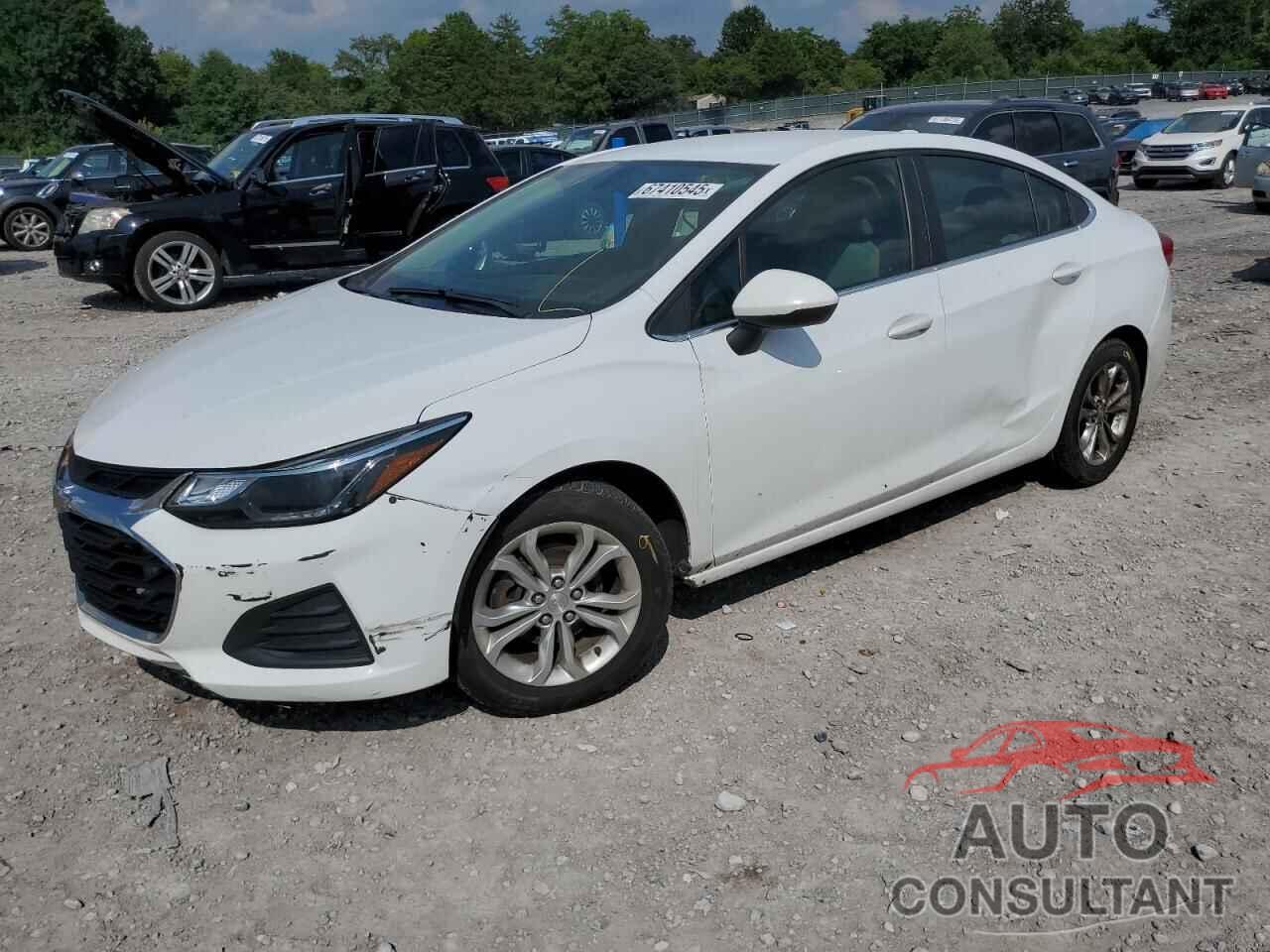 CHEVROLET CRUZE 2019 - 1G1BE5SM5K7138711
