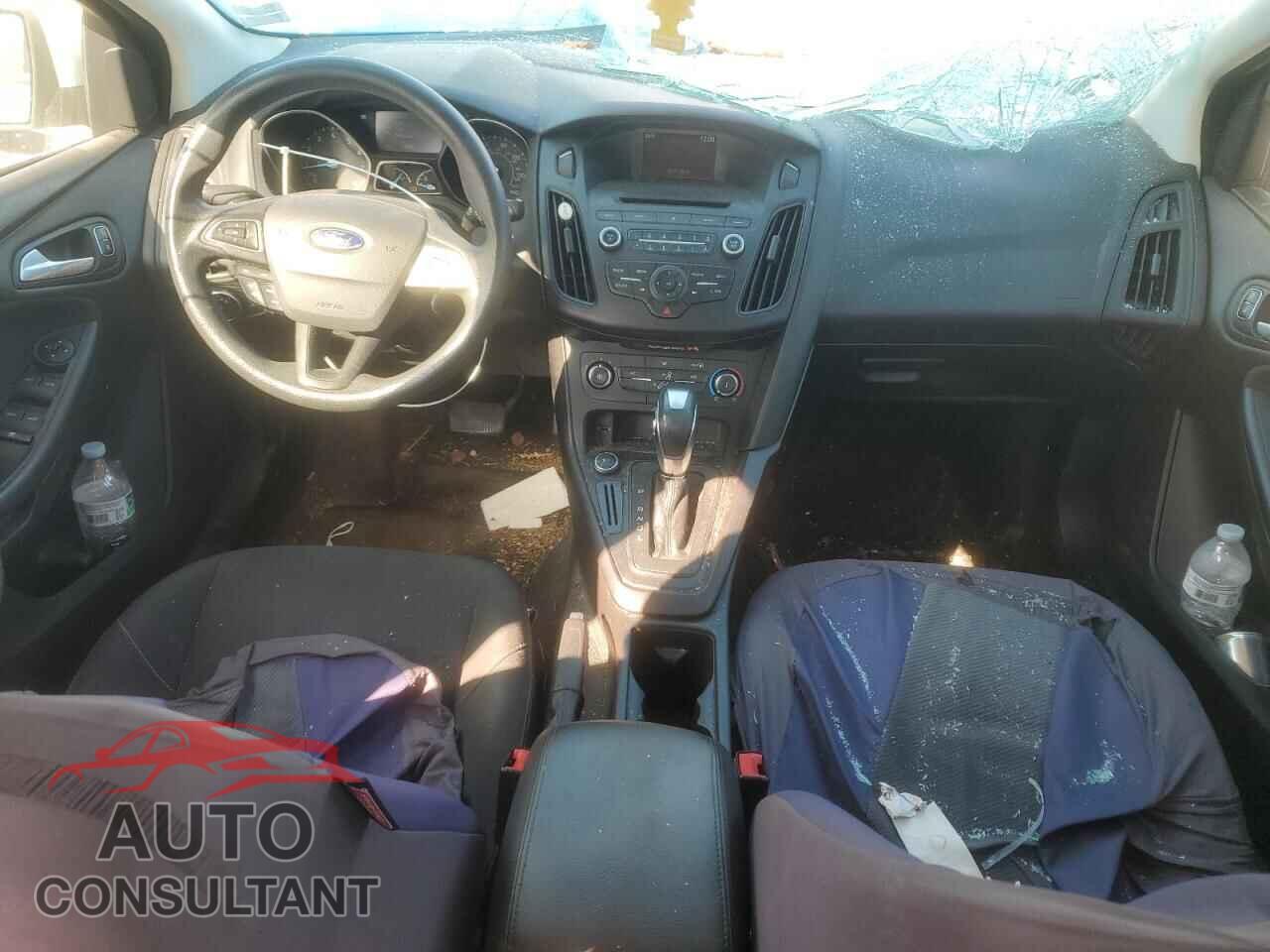 FORD FOCUS 2016 - 1FADP3F26GL359388
