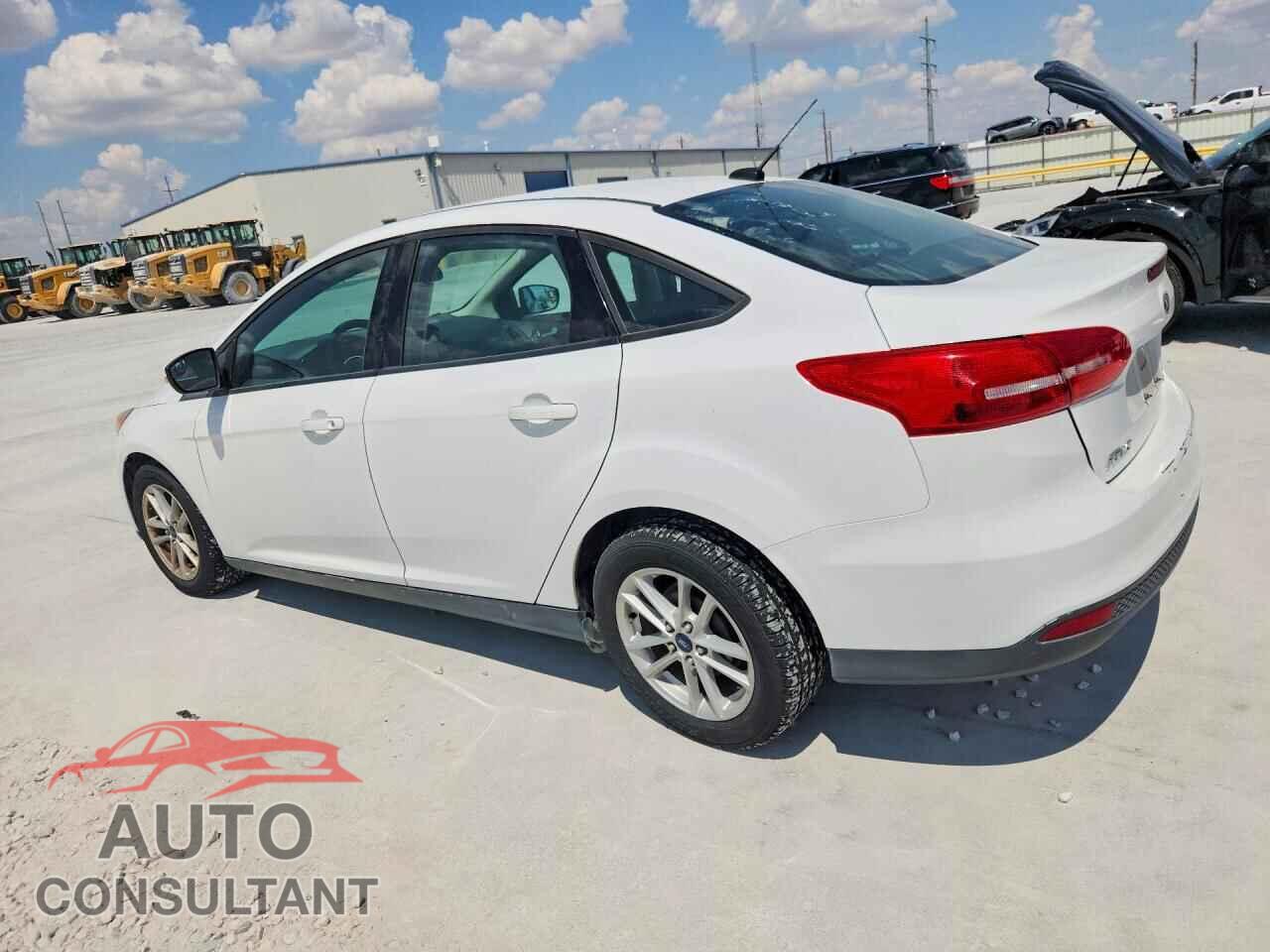 FORD FOCUS 2017 - 1FADP3F22HL318774