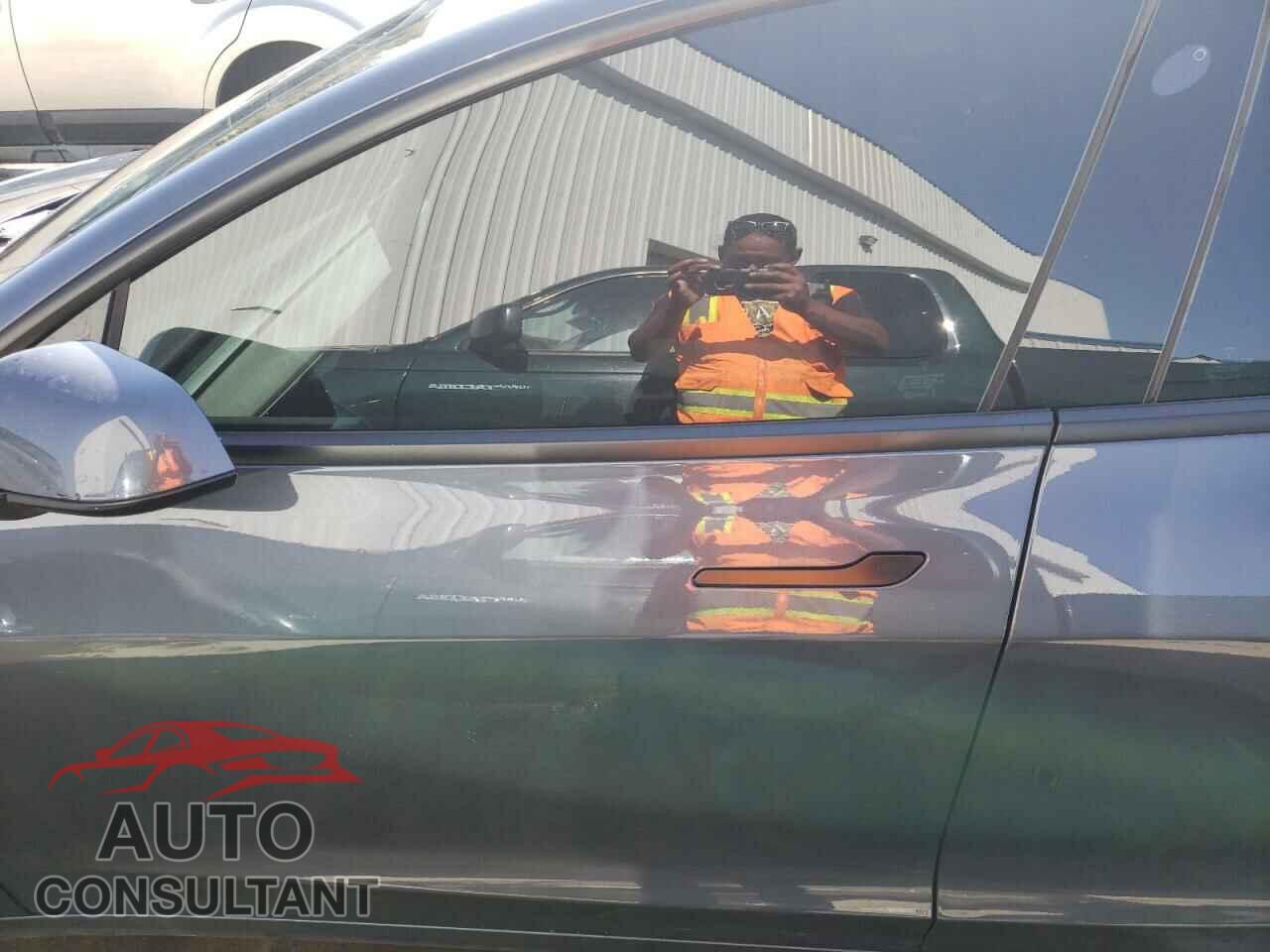 TESLA MODEL 3 2023 - 5YJ3E1EC7PF544062