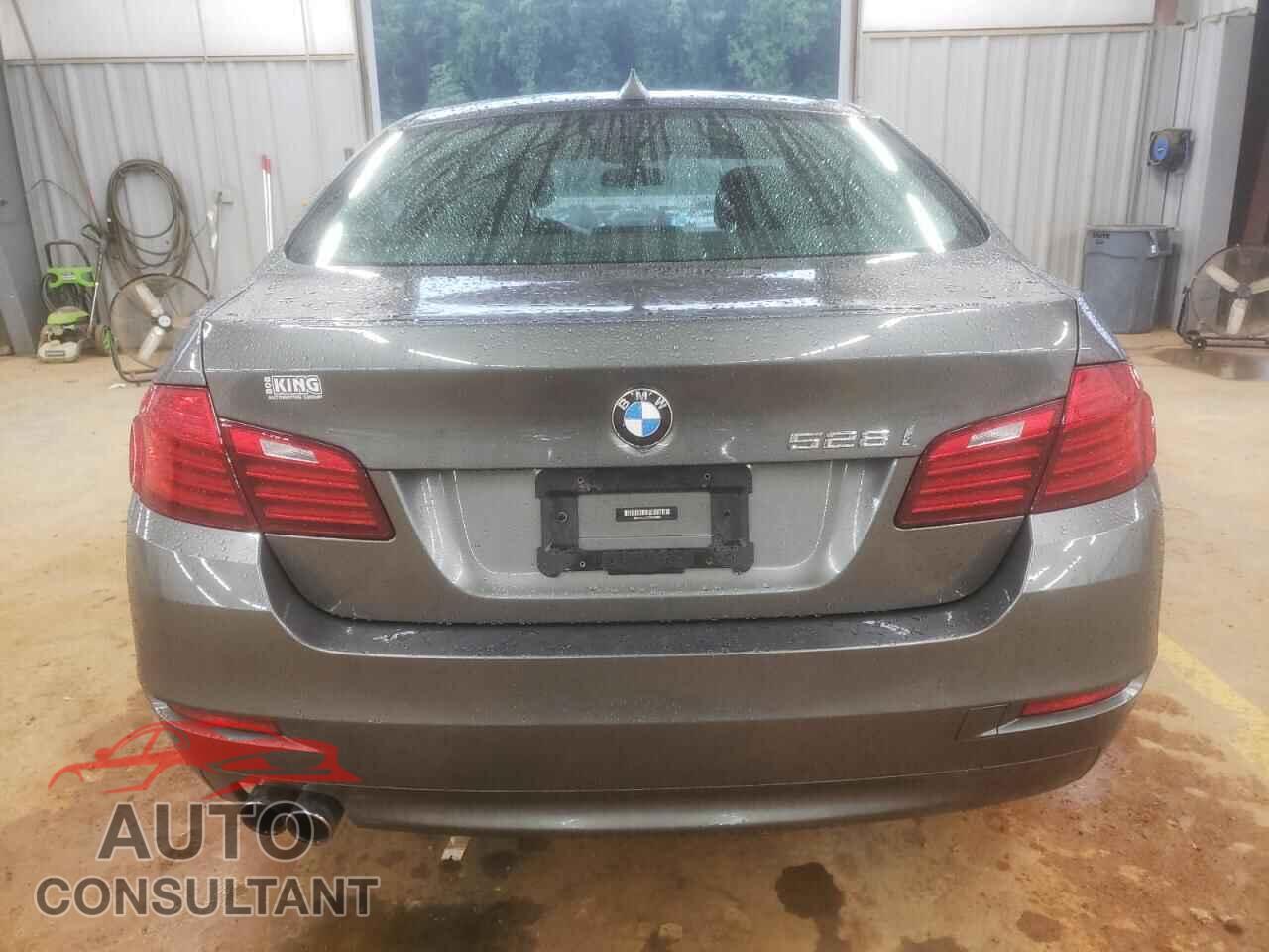 BMW 5 SERIES 2014 - WBA5A5C57ED504887