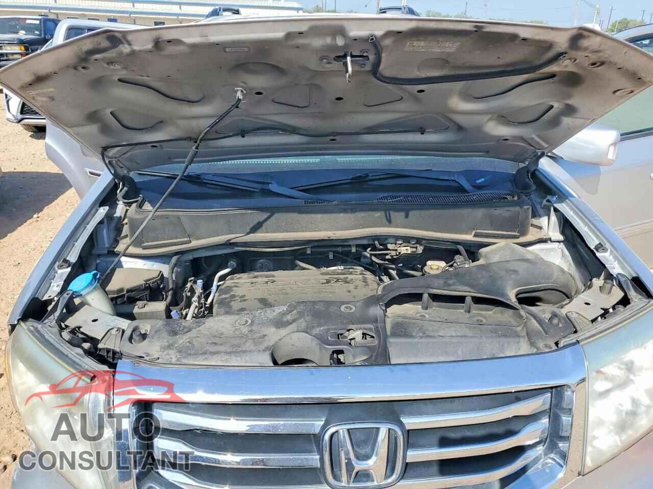 HONDA PILOT 2014 - 5FNYF3H94EB012554