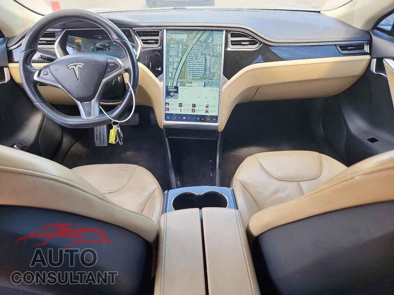 TESLA MODEL S 2013 - 5YJSA1CG7DFP22514