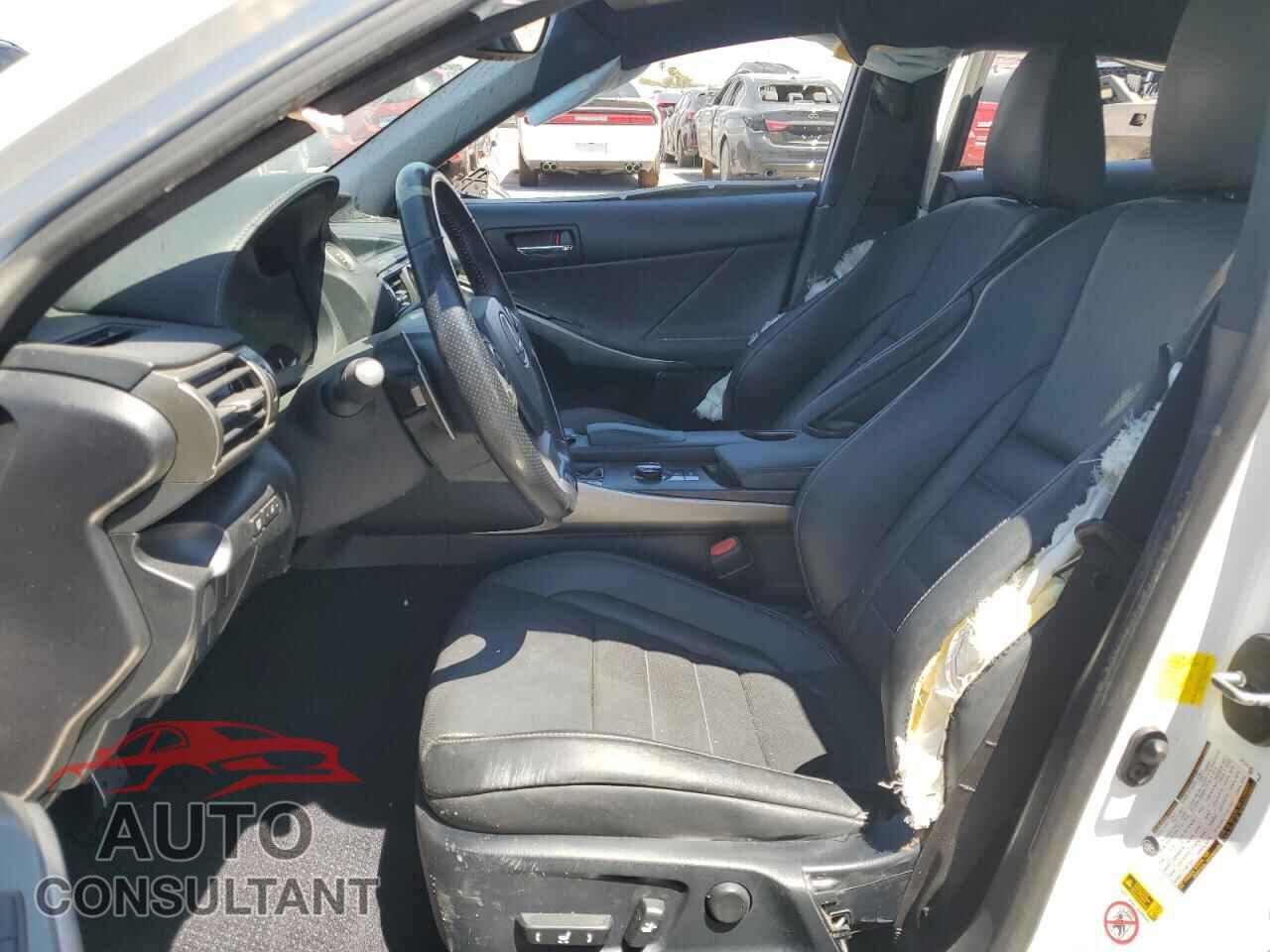 LEXUS IS 2014 - JTHBF1D21E5028732