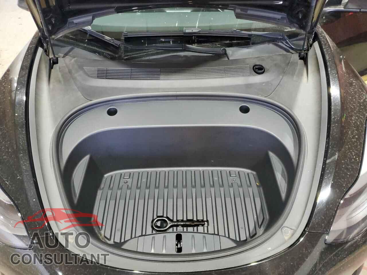 TESLA MODEL 3 2023 - 5YJ3E1EA9PF435343