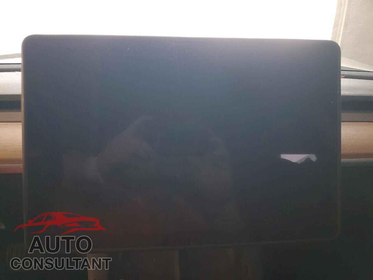 TESLA MODEL 3 2023 - 5YJ3E1EA2PF454543