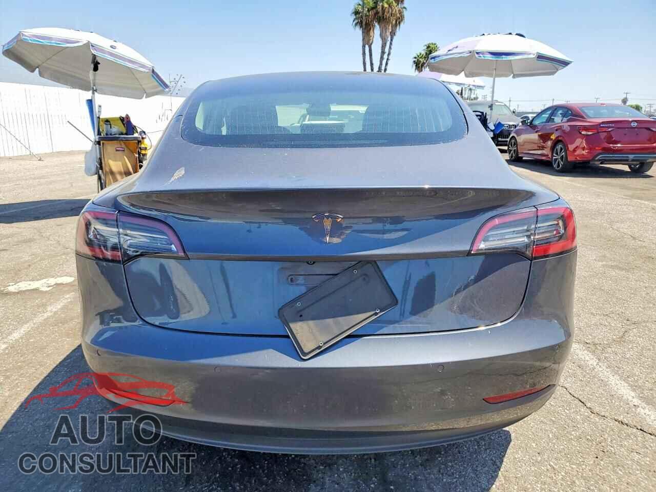 TESLA MODEL 3 2019 - 5YJ3E1EA8KF447458