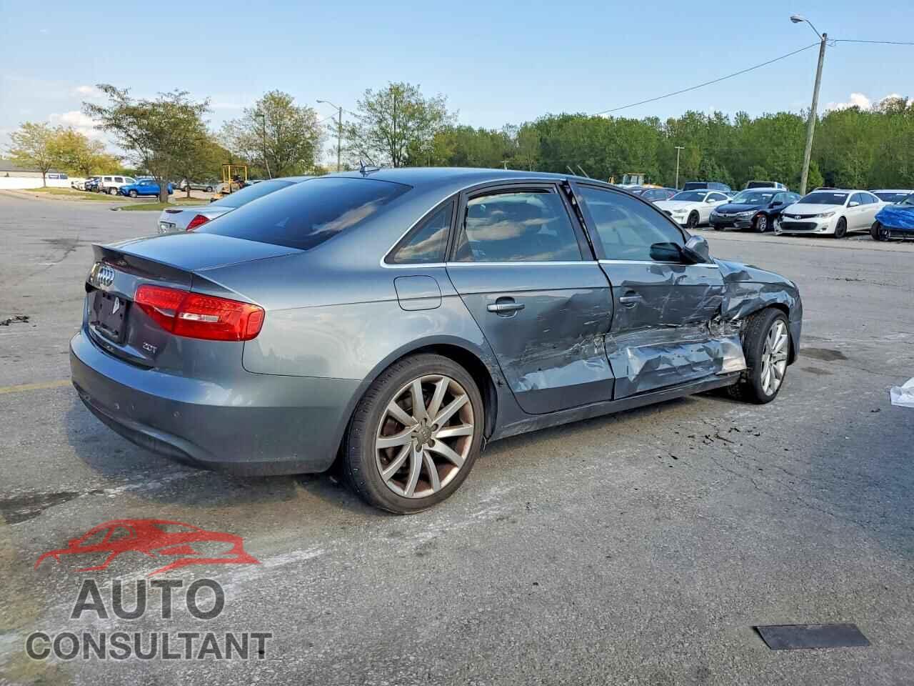 AUDI A4 2013 - WAUEFAFL3DN010622