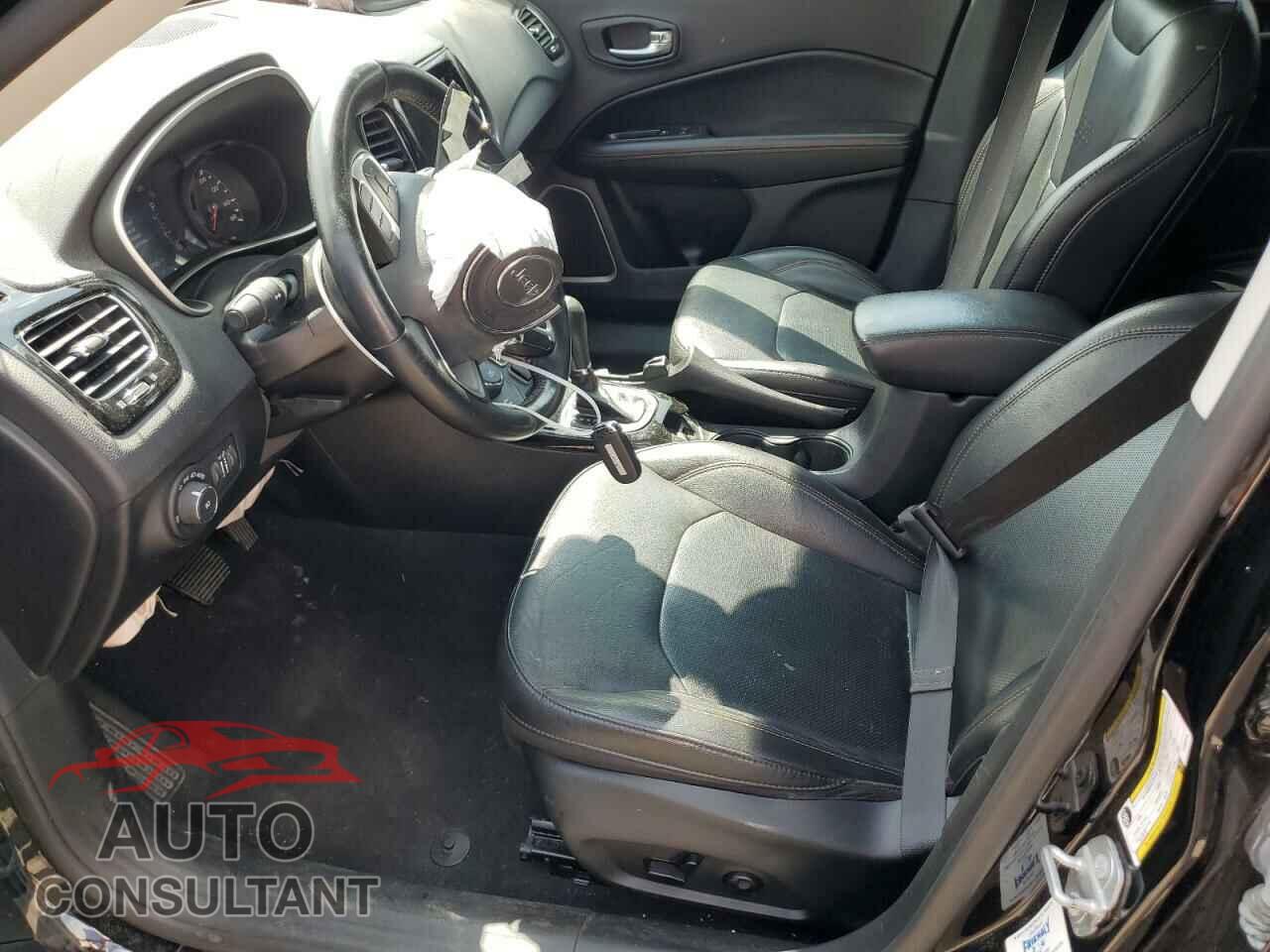 JEEP COMPASS 2020 - 3C4NJDCB5LT234018