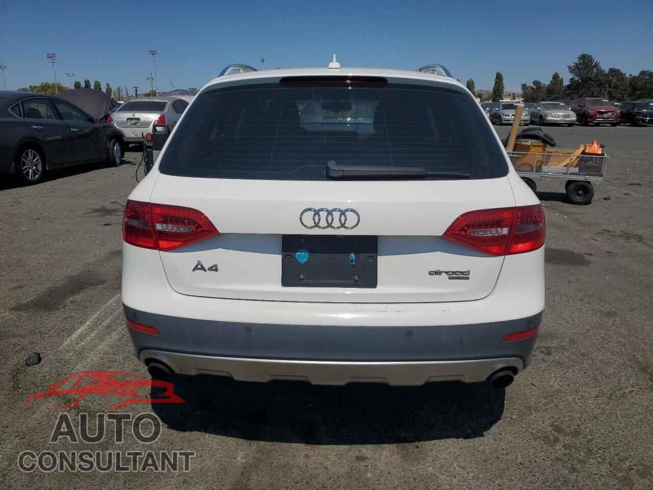 AUDI A4 2013 - WA1UFAFL2DA063179