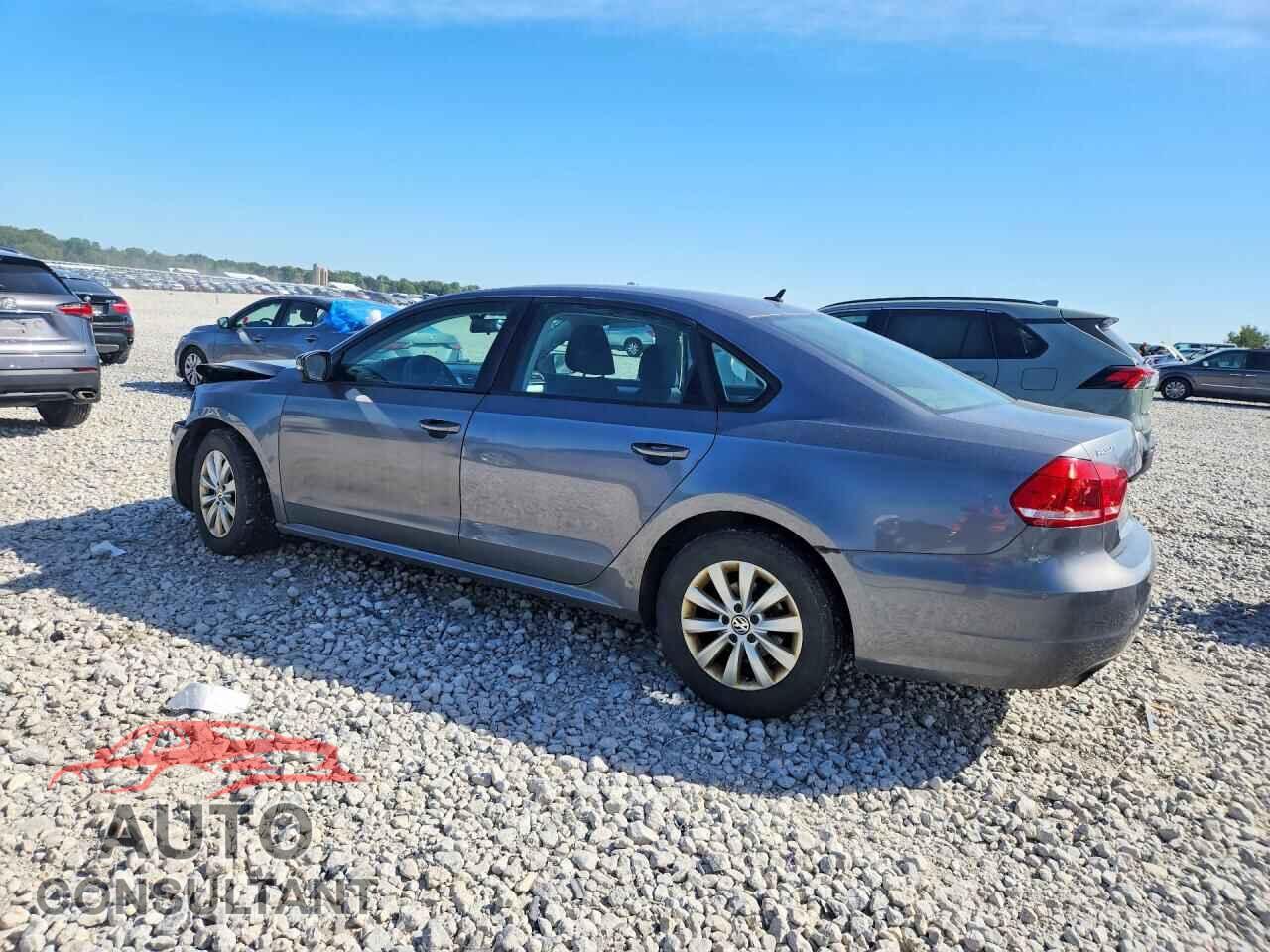 VOLKSWAGEN PASSAT 2013 - 1VWAH7A37DC080882
