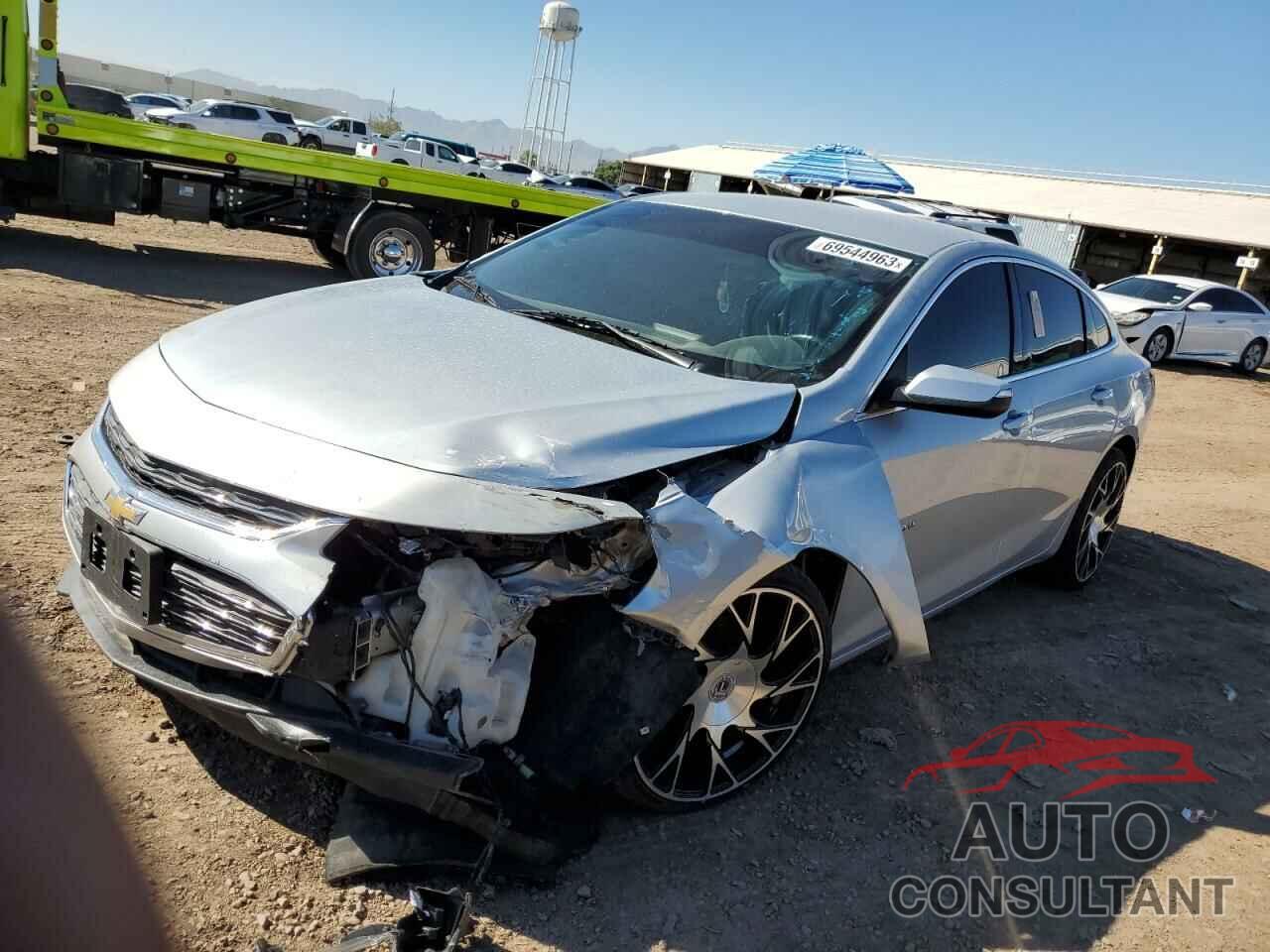 CHEVROLET MALIBU 2018 - 1G1ZD5ST3JF207764