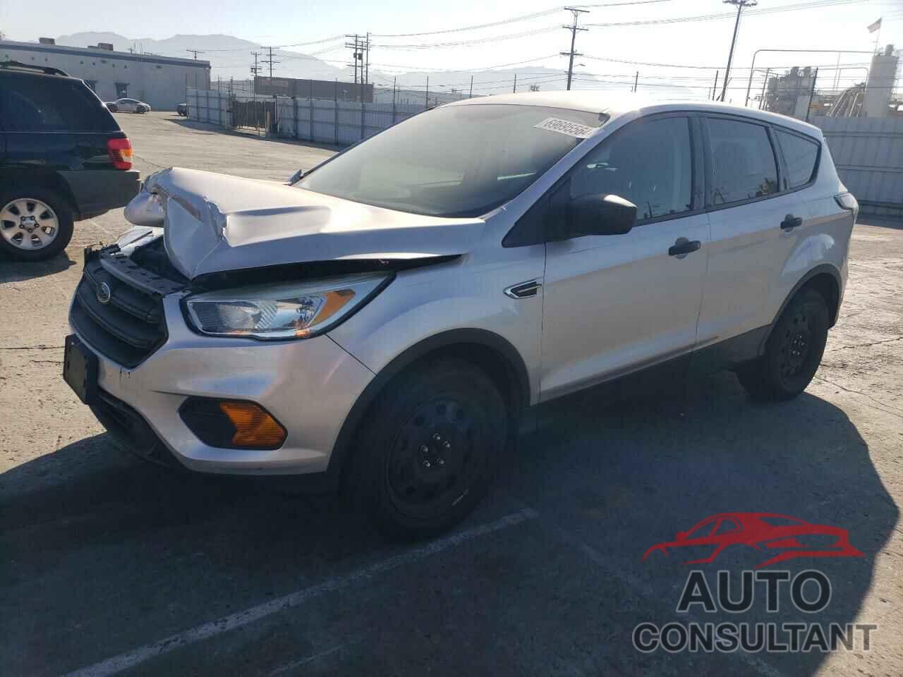 FORD ESCAPE 2017 - 1FMCU0F76HUB28992