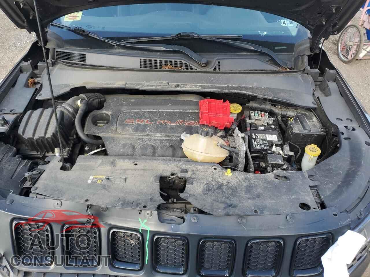 JEEP COMPASS 2019 - 3C4NJDBB3KT748546