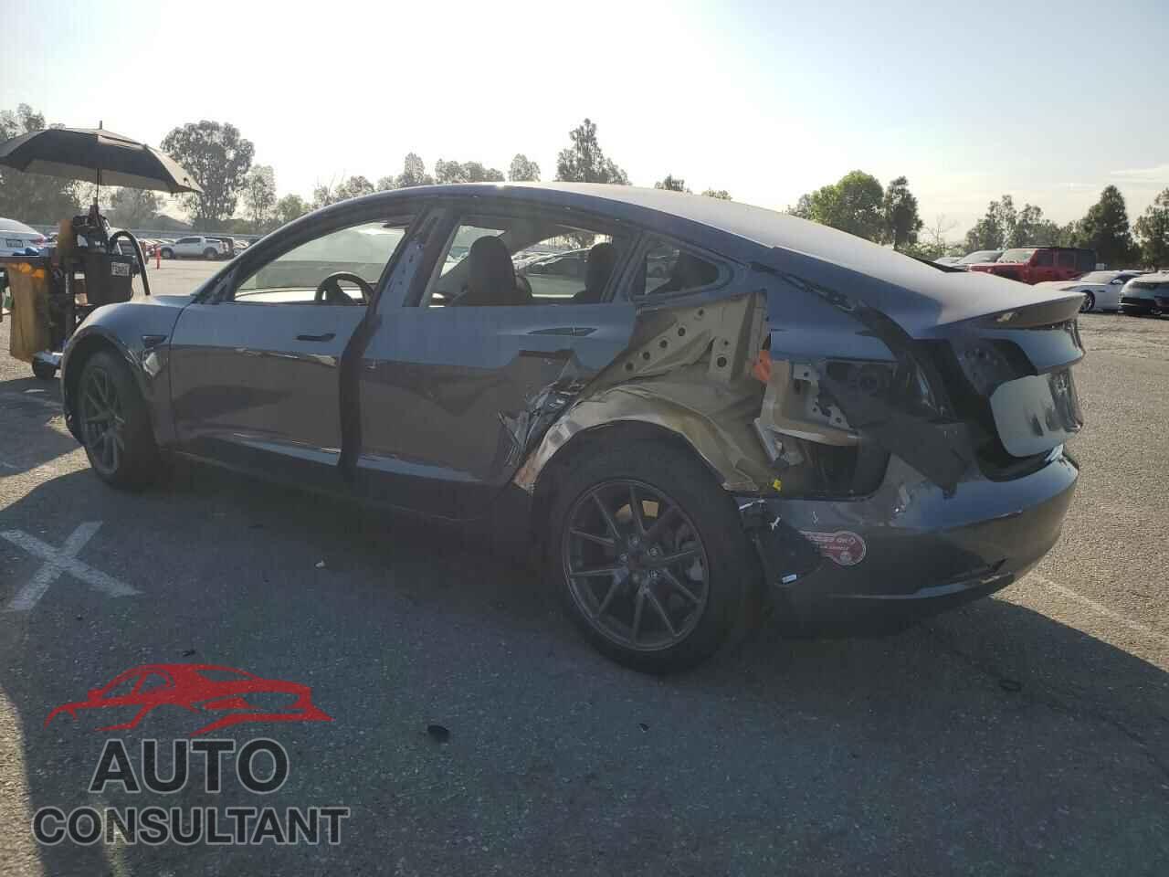 TESLA MODEL 3 2023 - 5YJ3E1EAXPF689529