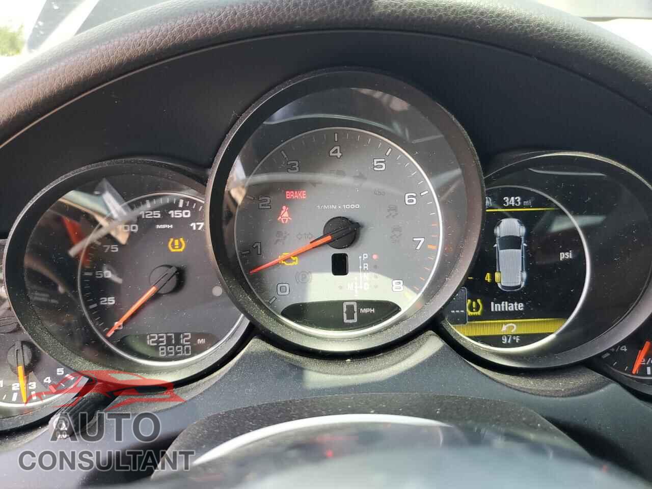 PORSCHE CAYENNE 2015 - WP1AB2A21FLA58022