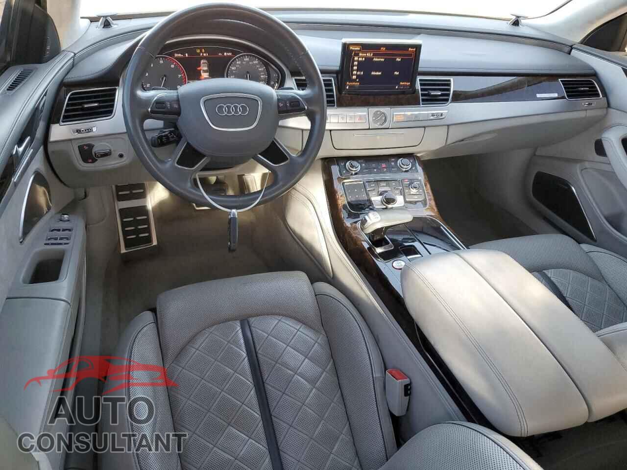 AUDI S8 2013 - WAUD2AFD0DN015678