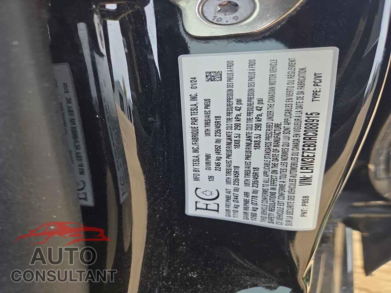 TESLA MODEL 3 2024 - LRW3E7EB0RC088915