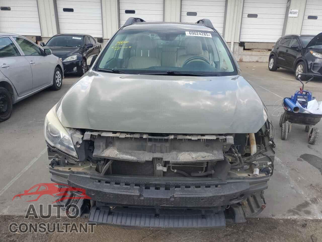 SUBARU OUTBACK 2017 - 4S4BSANC3H3349476