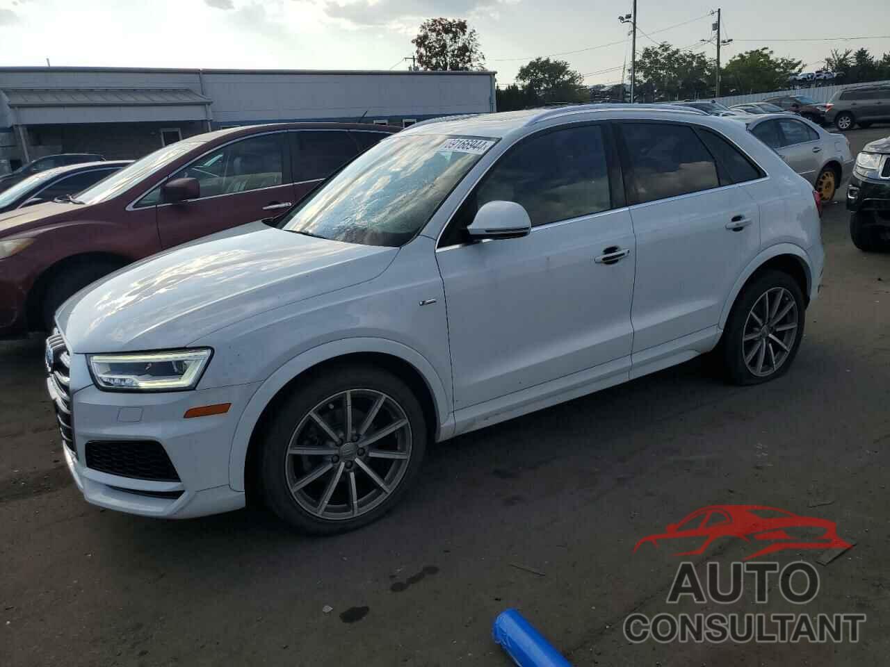 AUDI Q3 2018 - WA1JCCFSXJR031009