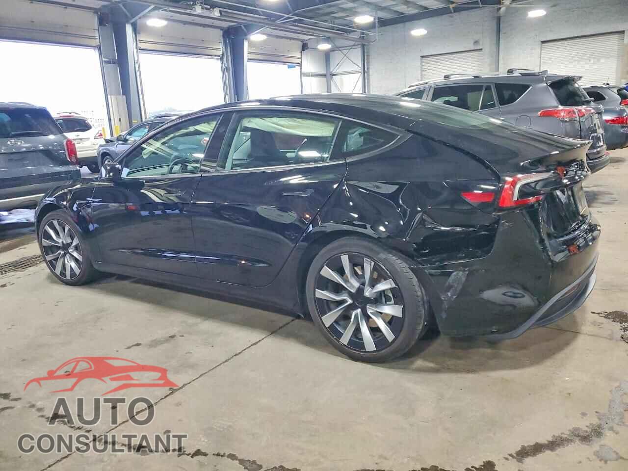 TESLA MODEL 3 2024 - 5YJ3E1EB2RF740307