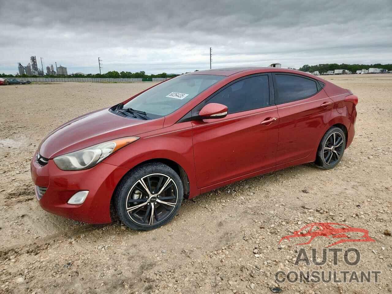 HYUNDAI ELANTRA 2013 - KMHDH4AE6DU670495
