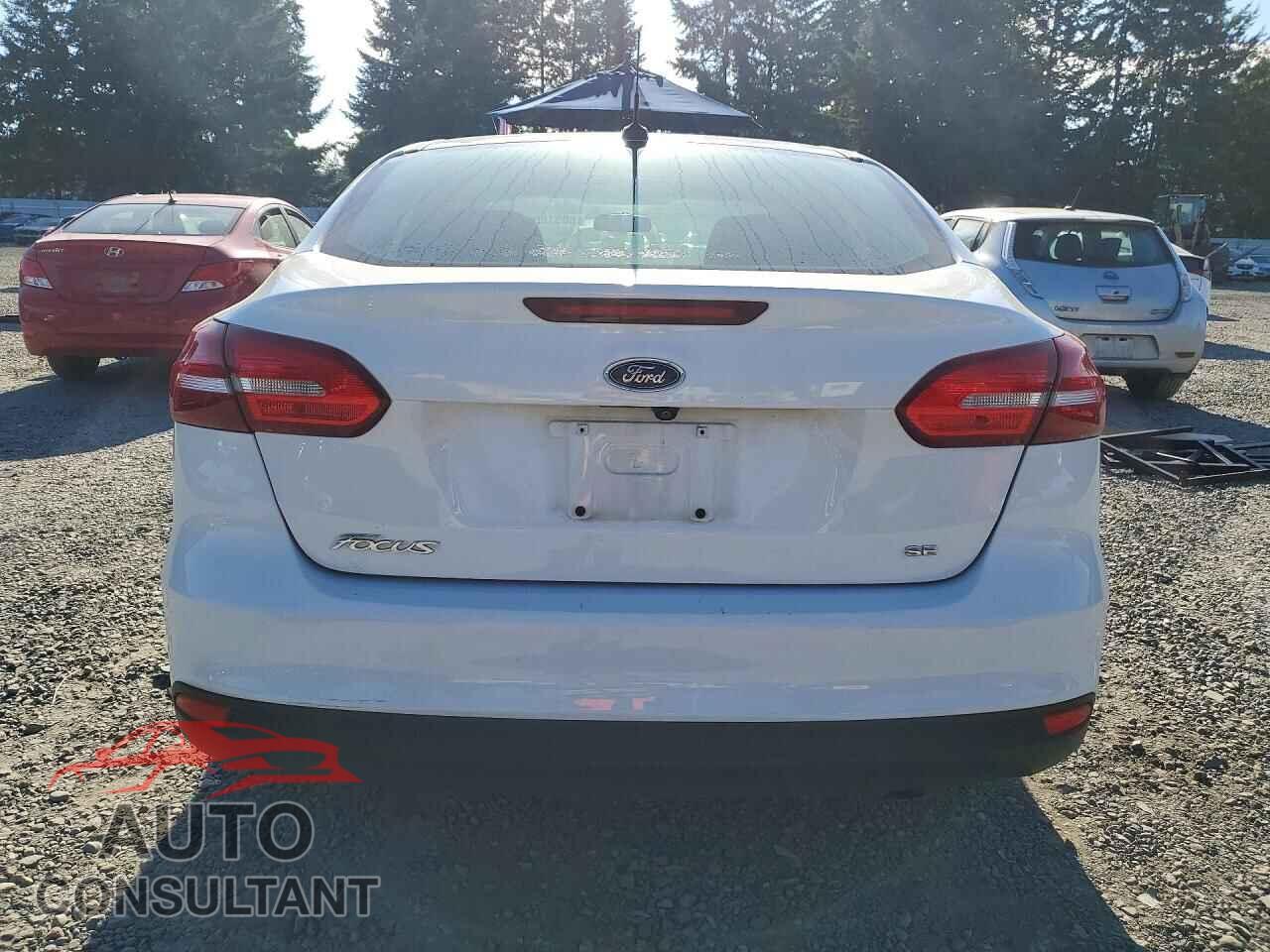 FORD FOCUS 2017 - 1FADP3F21HL278509