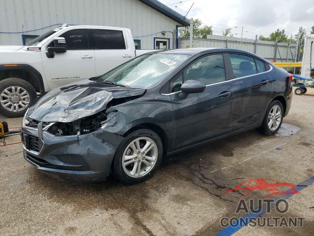 CHEVROLET CRUZE 2018 - 1G1BE5SM3J7191938