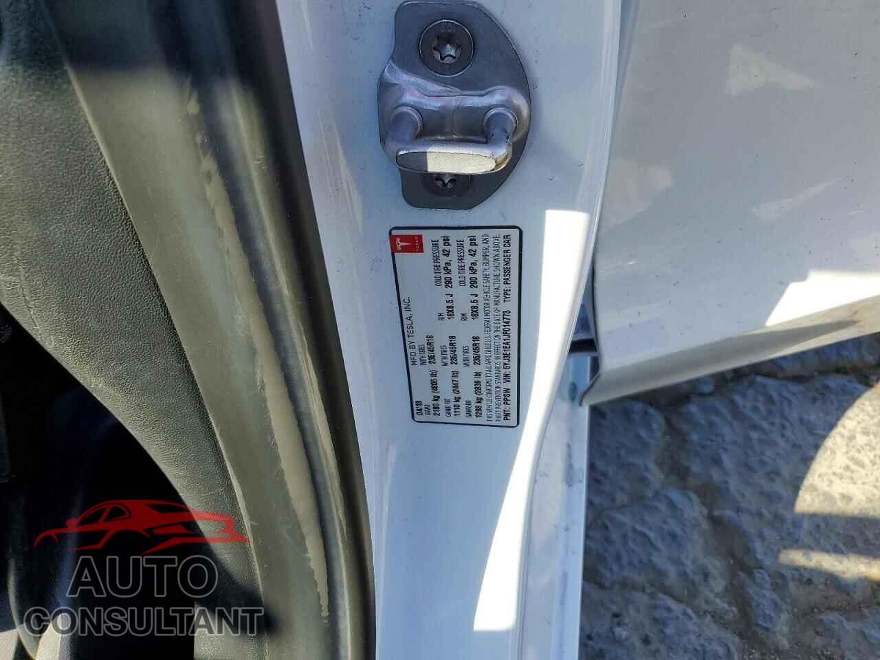 TESLA MODEL 3 2018 - 5YJ3E1EA1JF014773