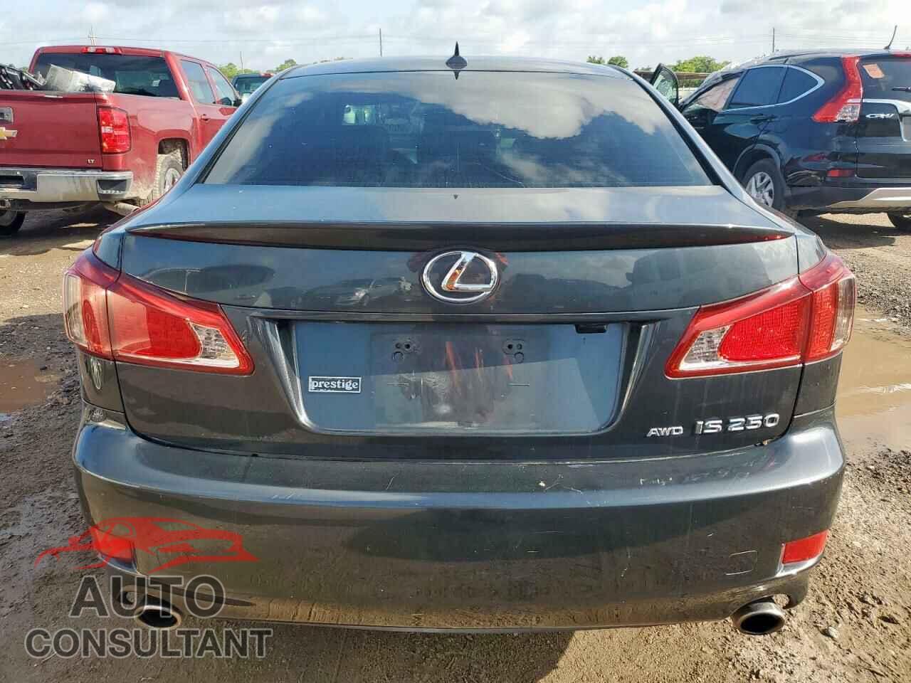 LEXUS IS 2011 - JTHCF5C25B2035189