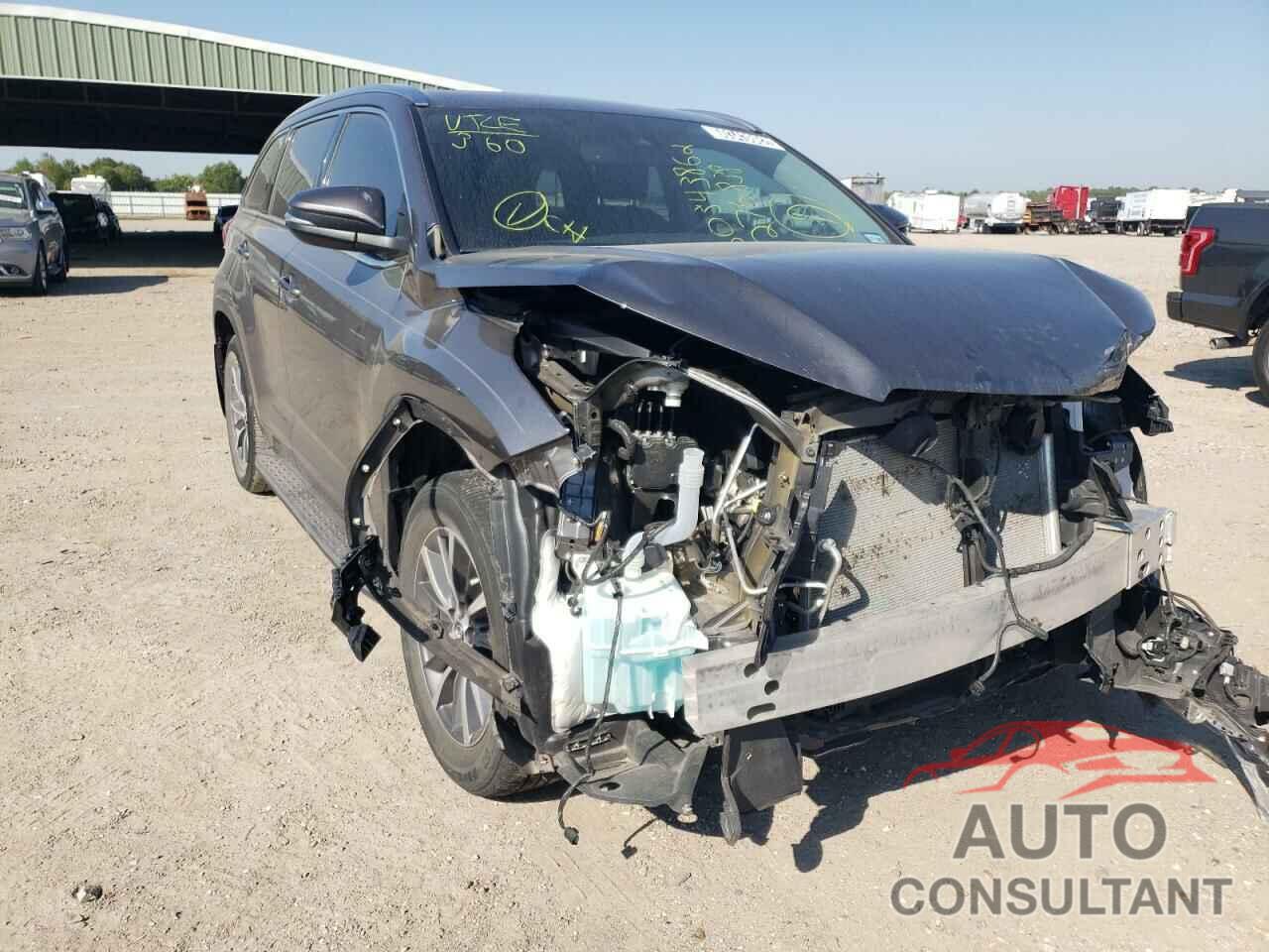 TOYOTA HIGHLANDER 2018 - 5TDKZRFH0JS276838